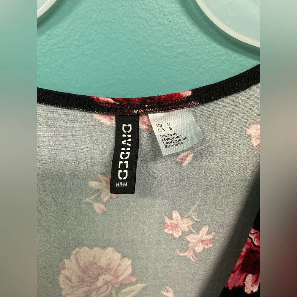 H&M floral dress - Picture 2 of 3